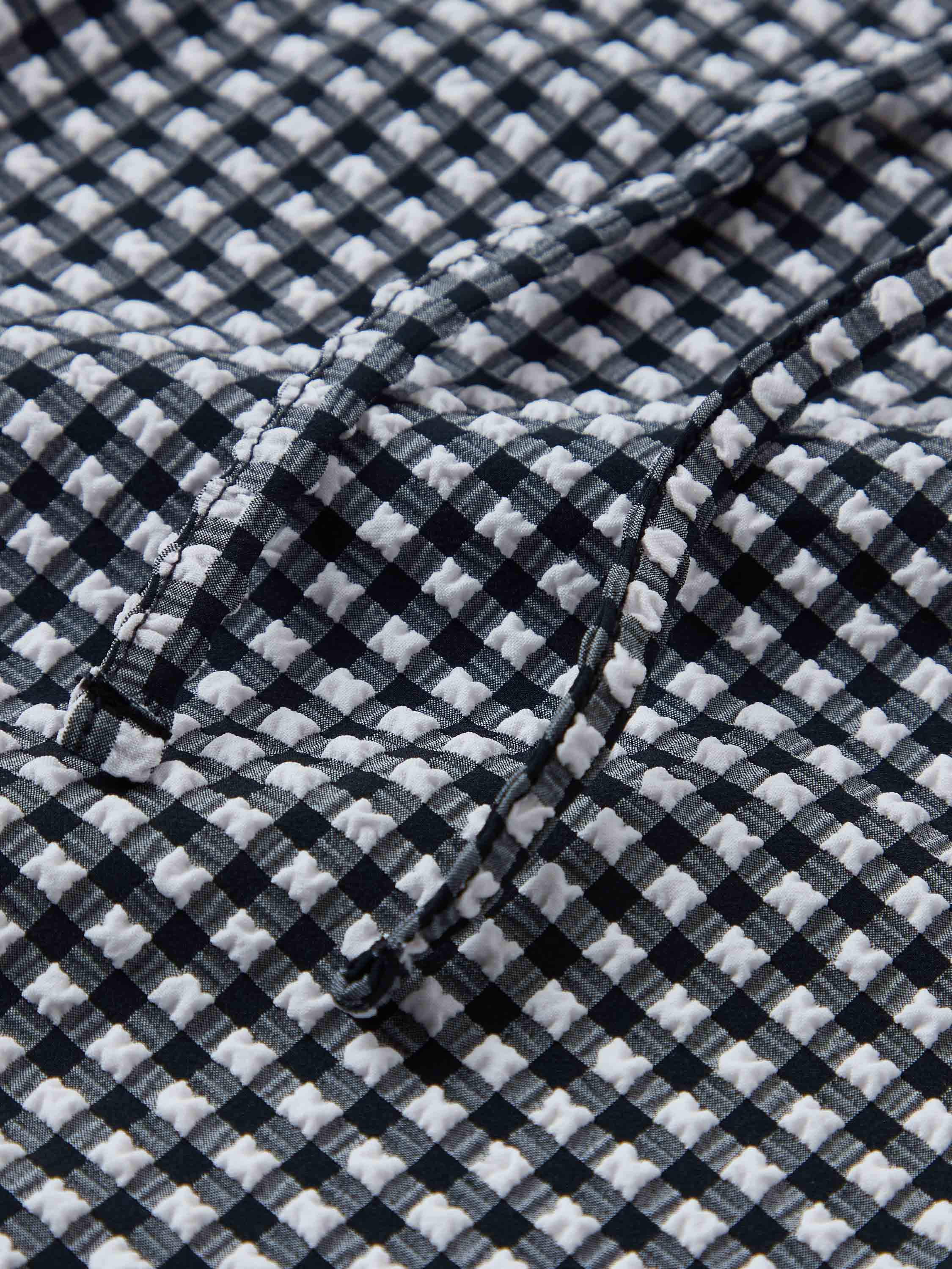 Gingham Seersucker Short Sarong - Black Gingham - Image 6